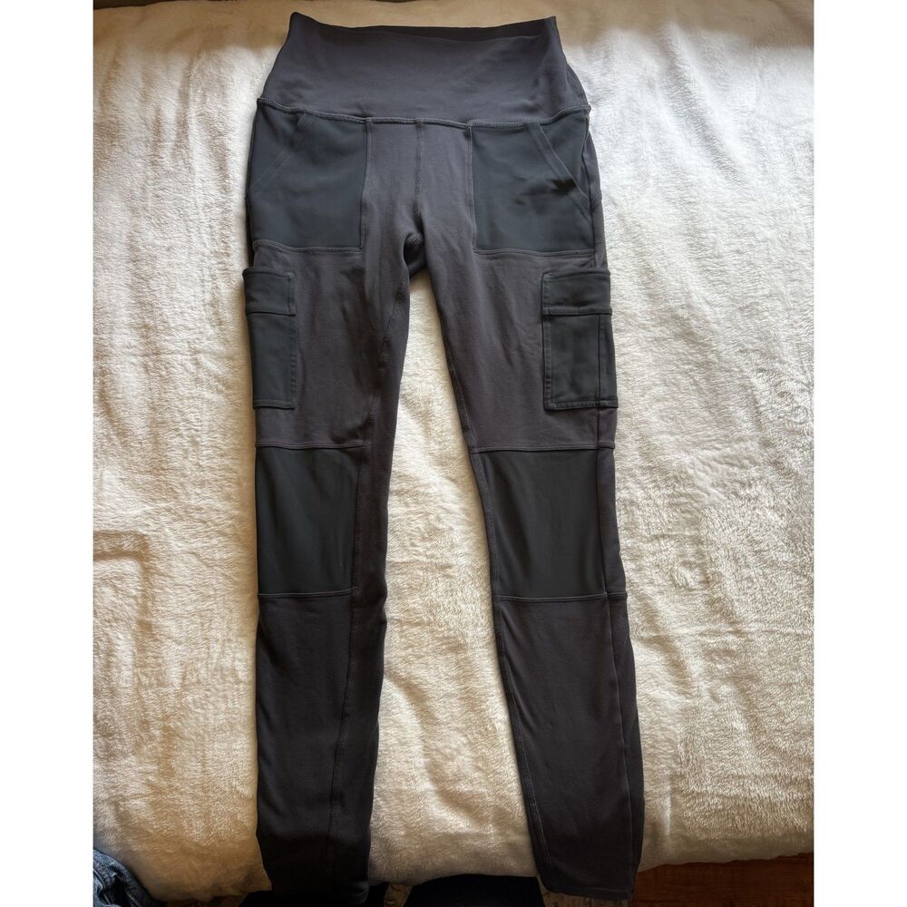 Alo Yoga Womens Medium Gray High Waisted Cargo Pocket Leggings Utility